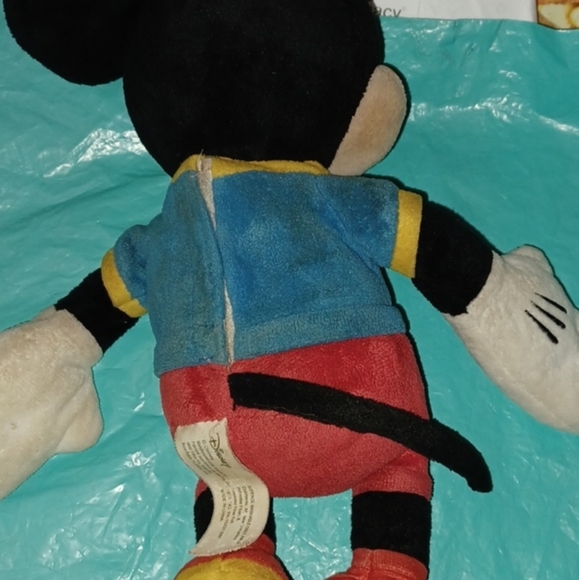 BUNDLE of Disney Mickey Mouse and Friends Vehicles and Talking Plushes - Picture 16 of 17